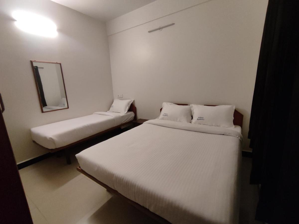 Ashray Residency Hotell Vanivilasa Puram Exteriör bild